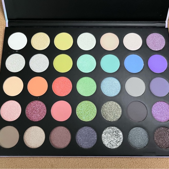 Morphe 35I Icy Fantasy Palette - Picture 1 of 9